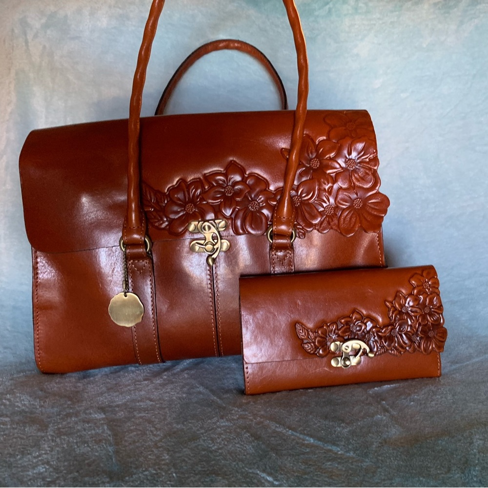 Patricia Nash purse and matching wallet NWOT